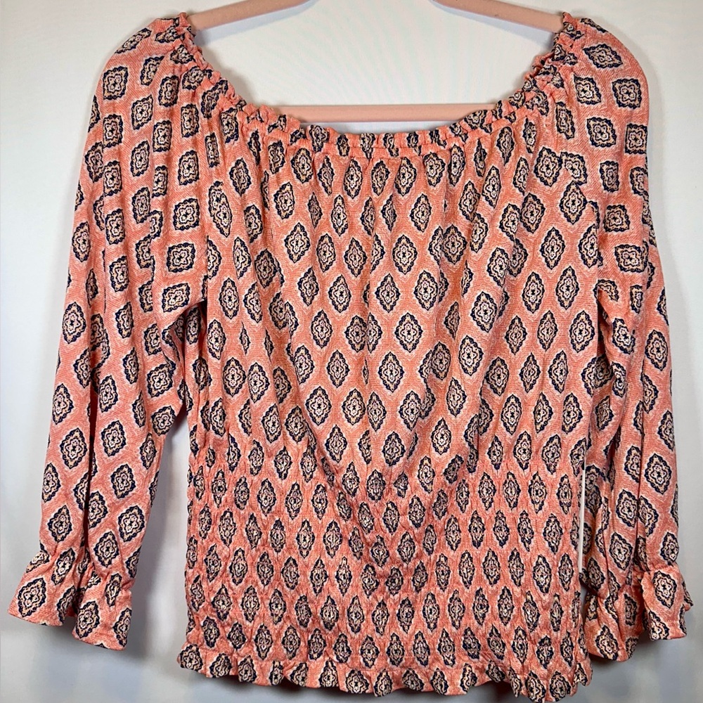 S. C. Society On Off Shoulder Top Smoked 3/4 Sleeve Size Medium